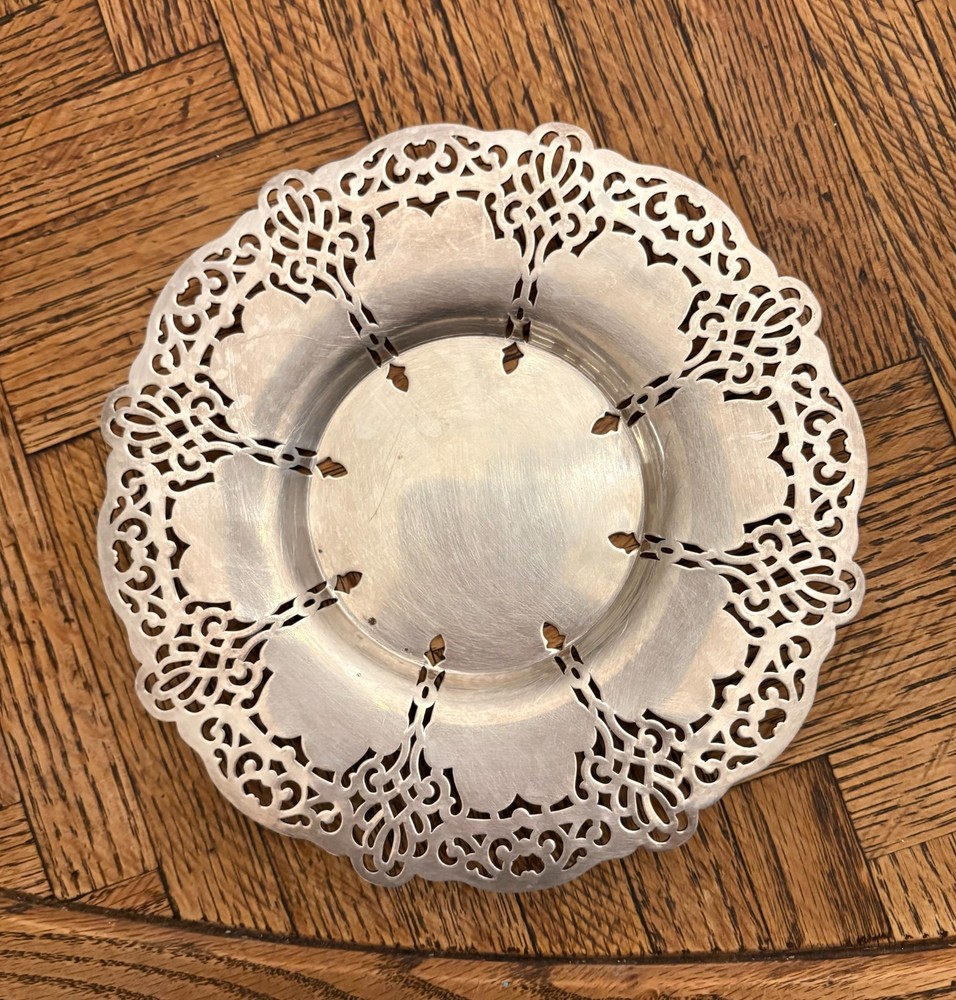 Benedict Silver-Plated Dish – Arras Pattern