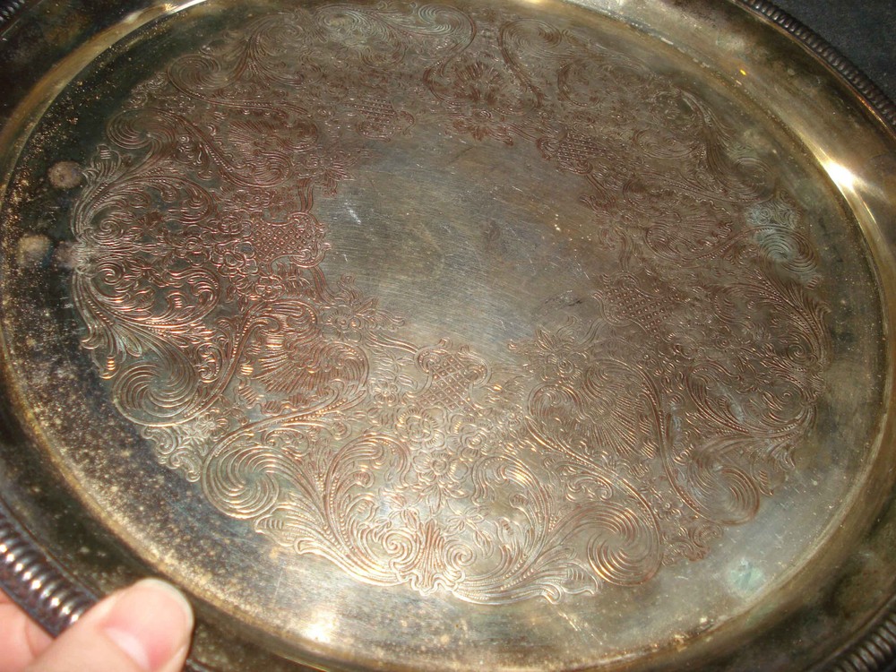 Vintage International Silver Co 12 ¼” Silverplate Flower Bouquet Serving Tray