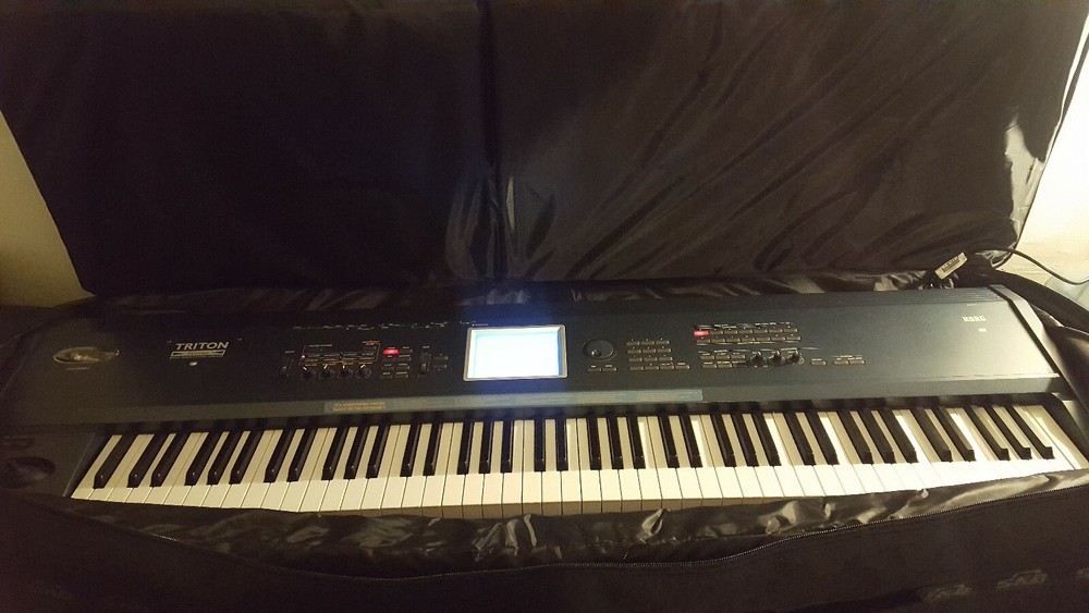 TRINITON EXTREME KEYBOARD 88 KEYS