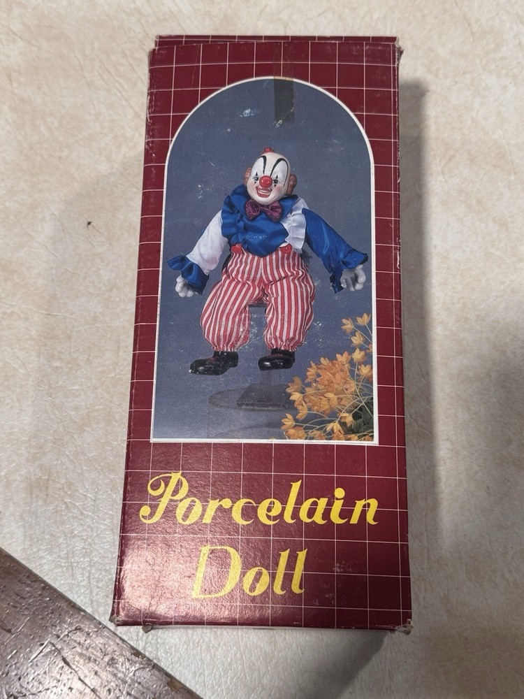 Haunted Porcelain Clown Active!!