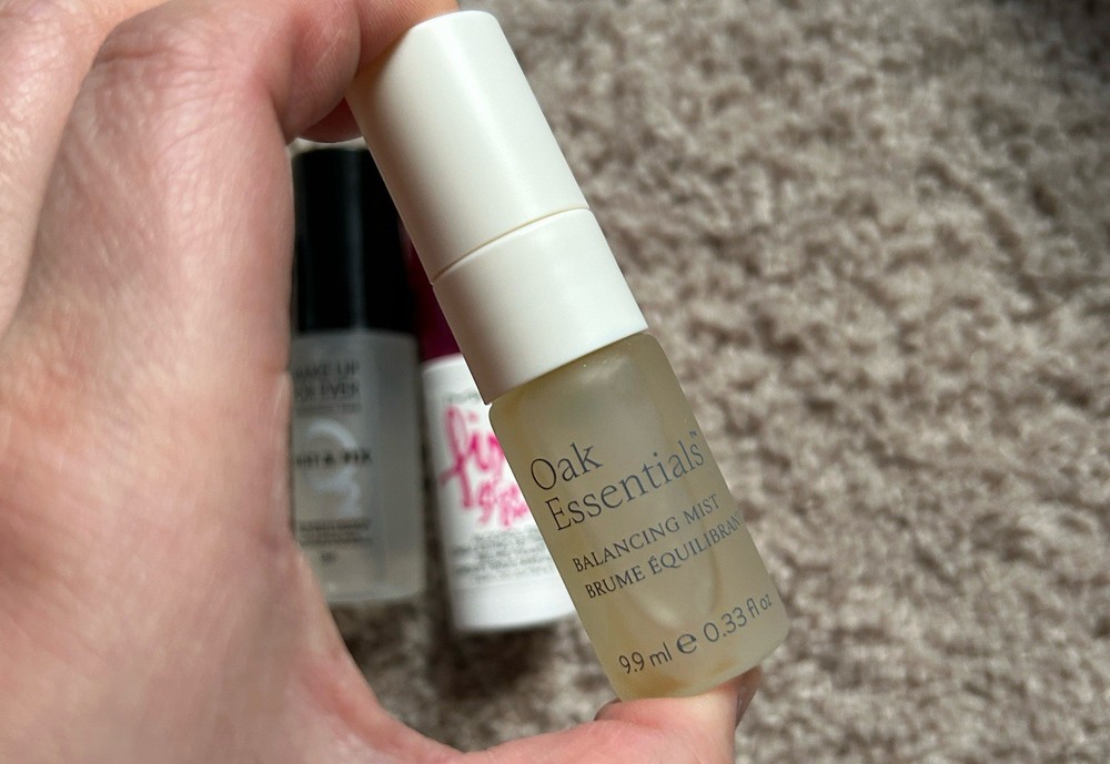 Travel size makeup setting +hydrating spray bundle