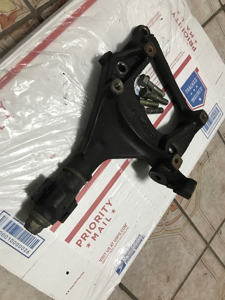 Used 94-01 Acura Integra AC compressor bracket engine mount