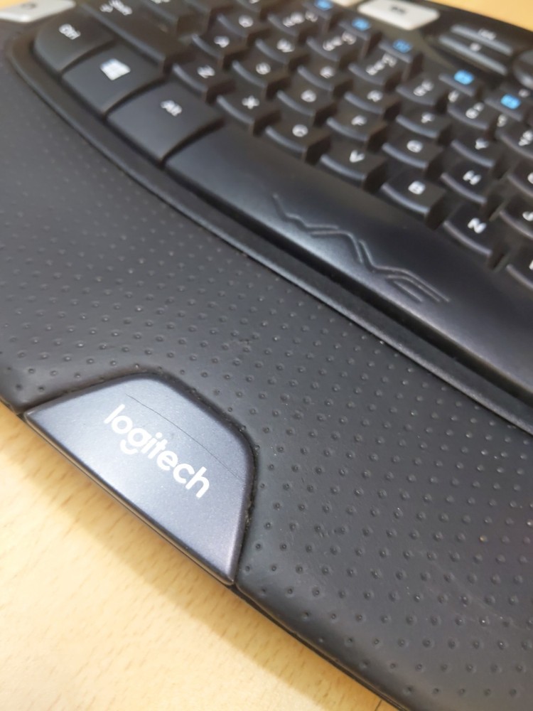 Logitech Wireless Wave Keyboard K350 & Mouse Set + M310 Mouse + USB Dongle E