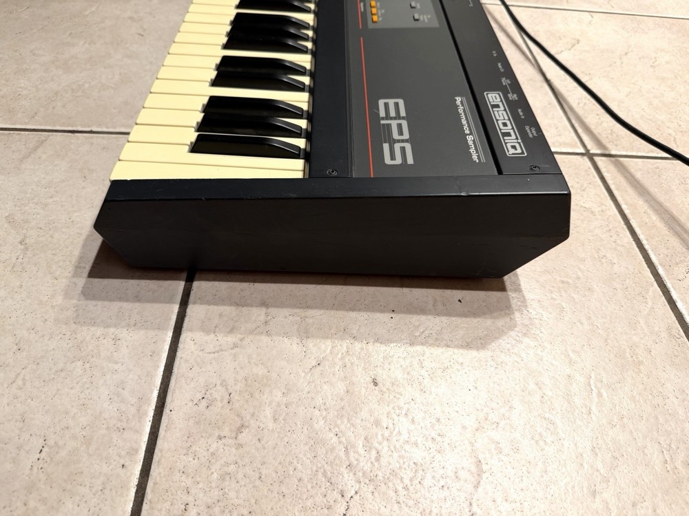 Ensoniq EPS Performance Sampler Keyboard with EPS - 4x Expansion