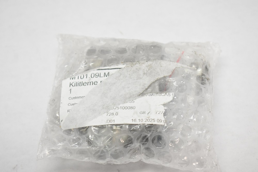 RTC M101.09LM Hydraulic Quick Coupler 255 Right Angle Block Fitting Connector