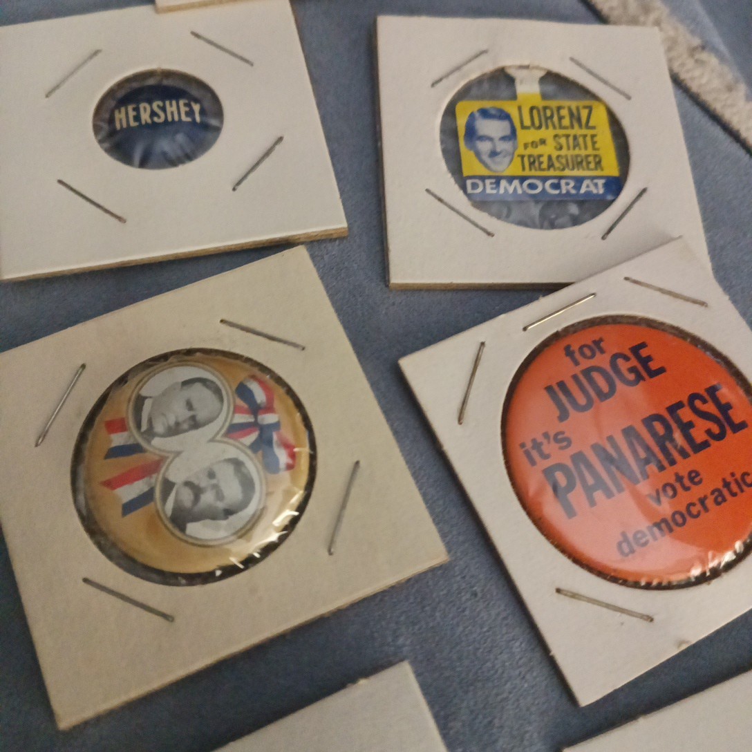Lot of 40 Chicago Illinois local political pinback button pin.1960-1980s