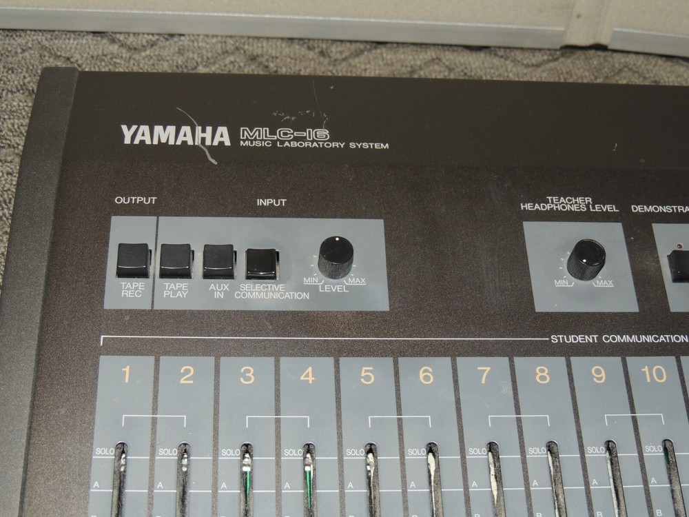 Yamaha MLC-16 Music Laboratories System Teaching Communication