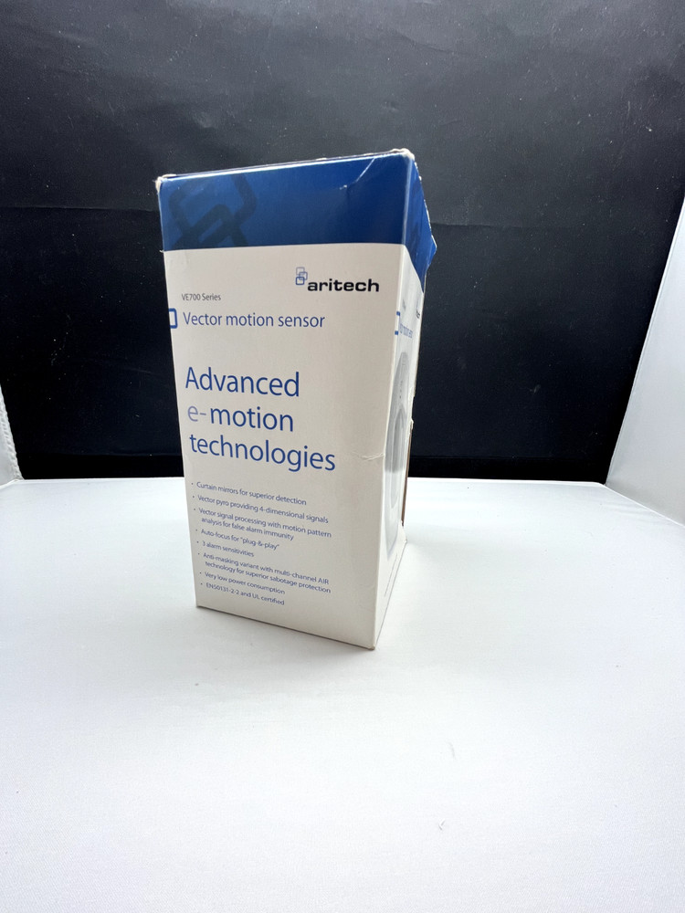 New INTERLOGIX VE735 PIR Motion Sensor. New Open Box