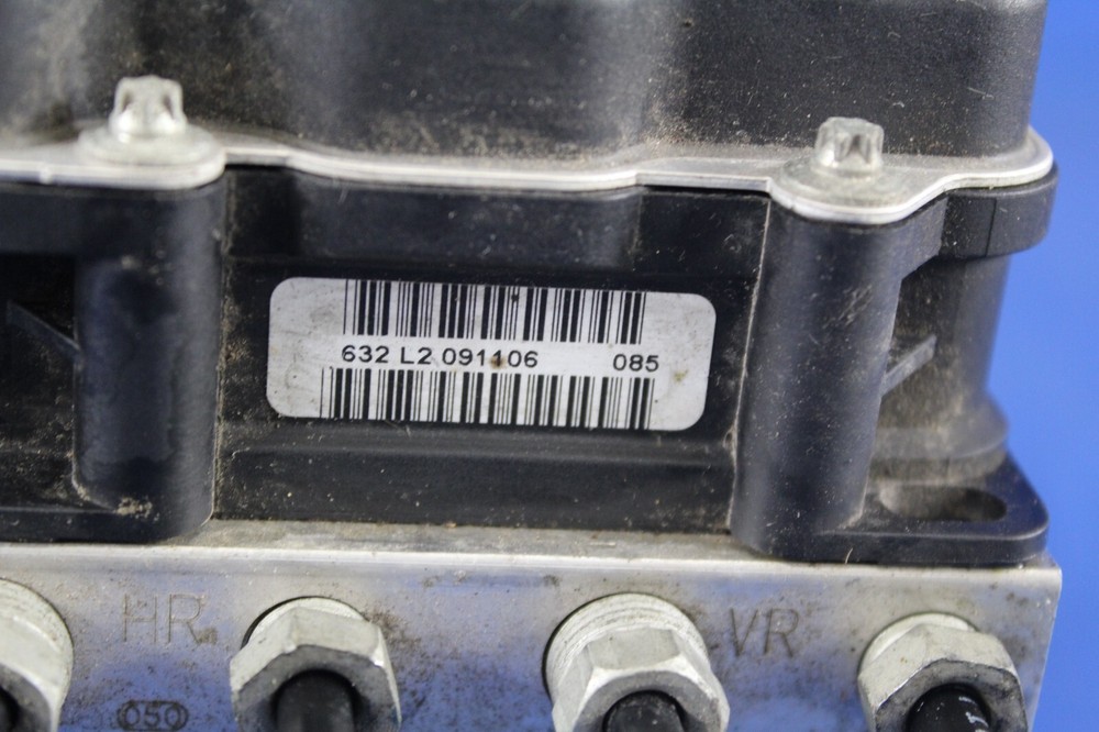 2007 BMW 328Xi ABS Pump/ module