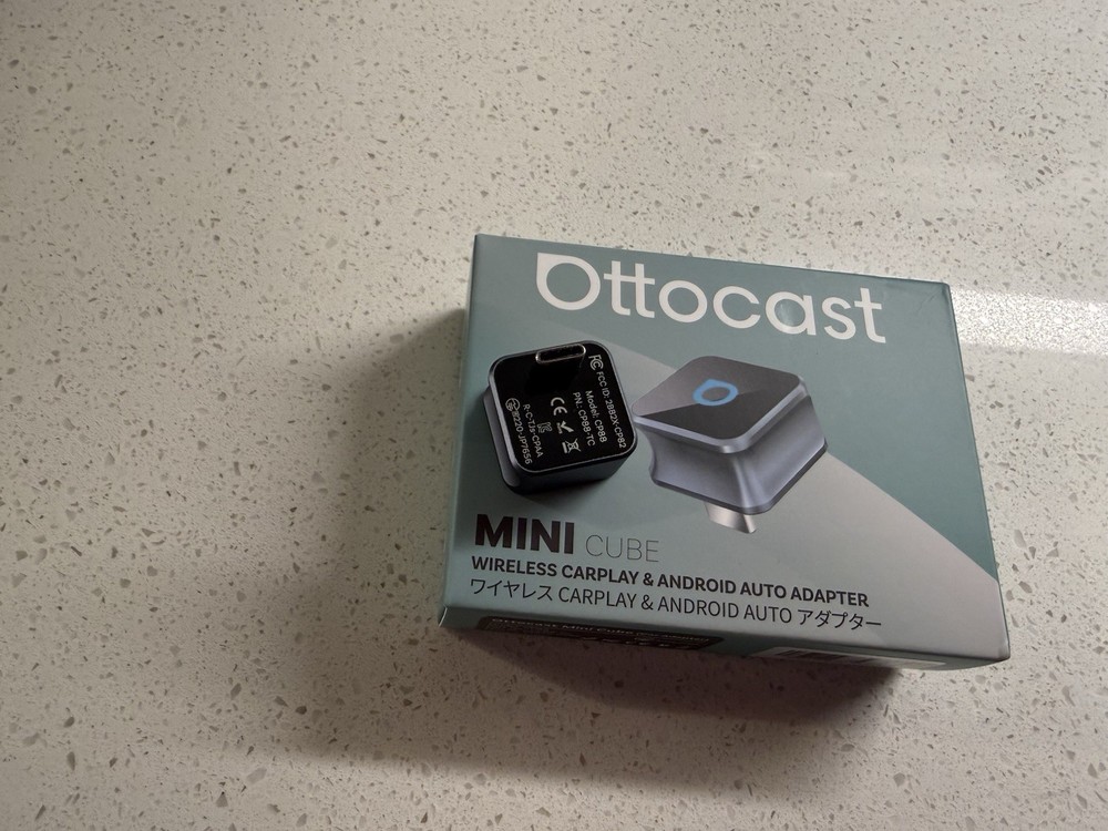 Ottocast Mini Cube CP88H Wireless CarPlay and Android Auto Adapter