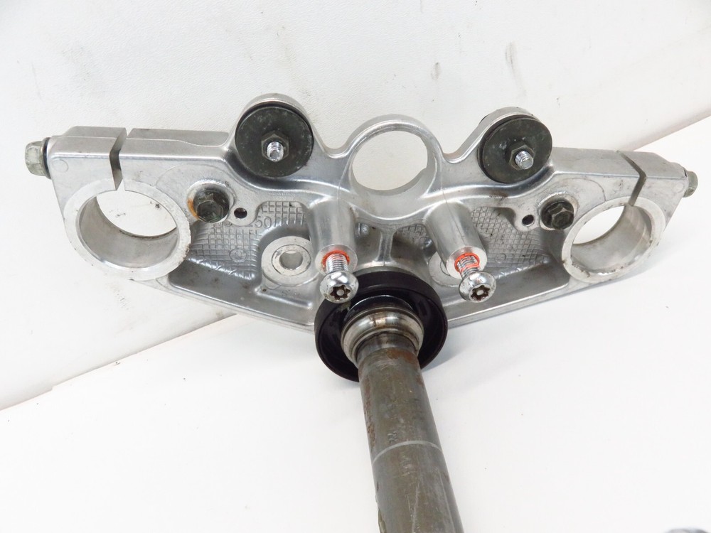 2000 Suzuki GZ250 Triple Tree Clamp Fork Upper Lower Front Steering