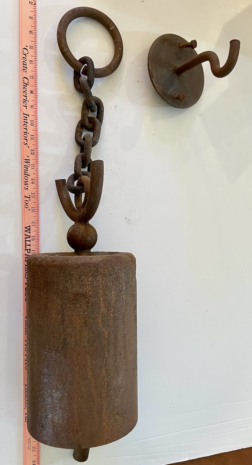 Vintage TOM TORRENS MCM Modern Cylindrical Iron Hanging Garden Bell Chime 36”