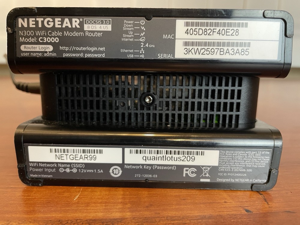 NETGEAR C3000 340 Mbit/s Cable Modem Router