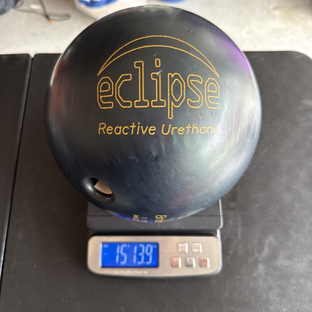 16 Lb Brunswick Eclipse Reactive, Bowling Ball Drilled