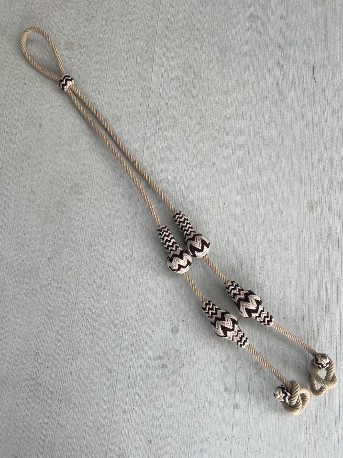 BEIGE CHARRO HORSE REINS. RIENDAS CHARRAS, BEIGE FANCY HORSE REINS