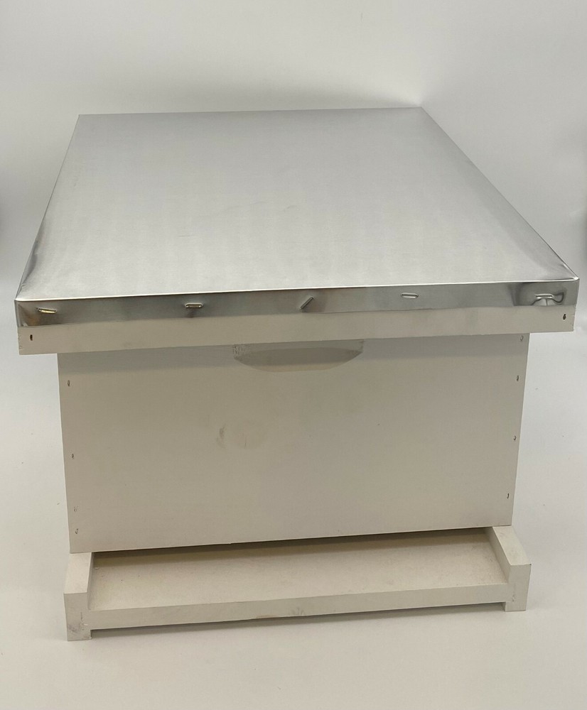 Fully assembled and Painted 10 Frame Hive w solid Bottom Board, Assembled Frames