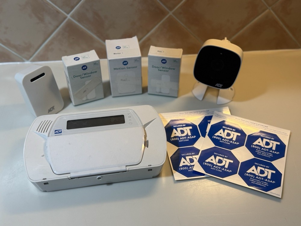 ADT Security System Bundle Panel + Camera + Sensors + Gateway + Stickers (Read)