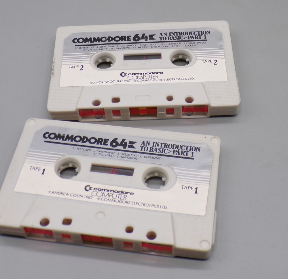 Vintage COMMODORE 64 software cassette INTRODUCTION TO BASIC programing C64 !!!