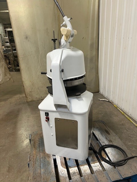 Dutchess 36 Part Divider Rounder - Model JN - Refurbished