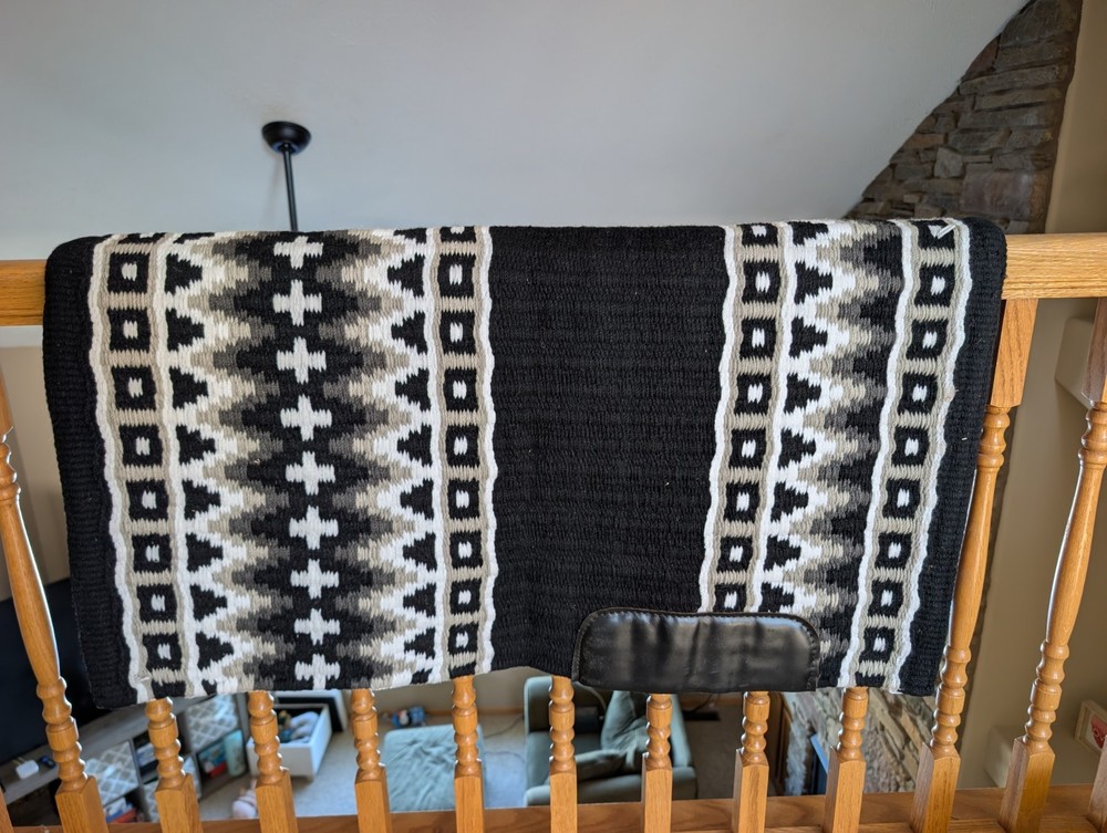 Black and White Western Saddle Pad