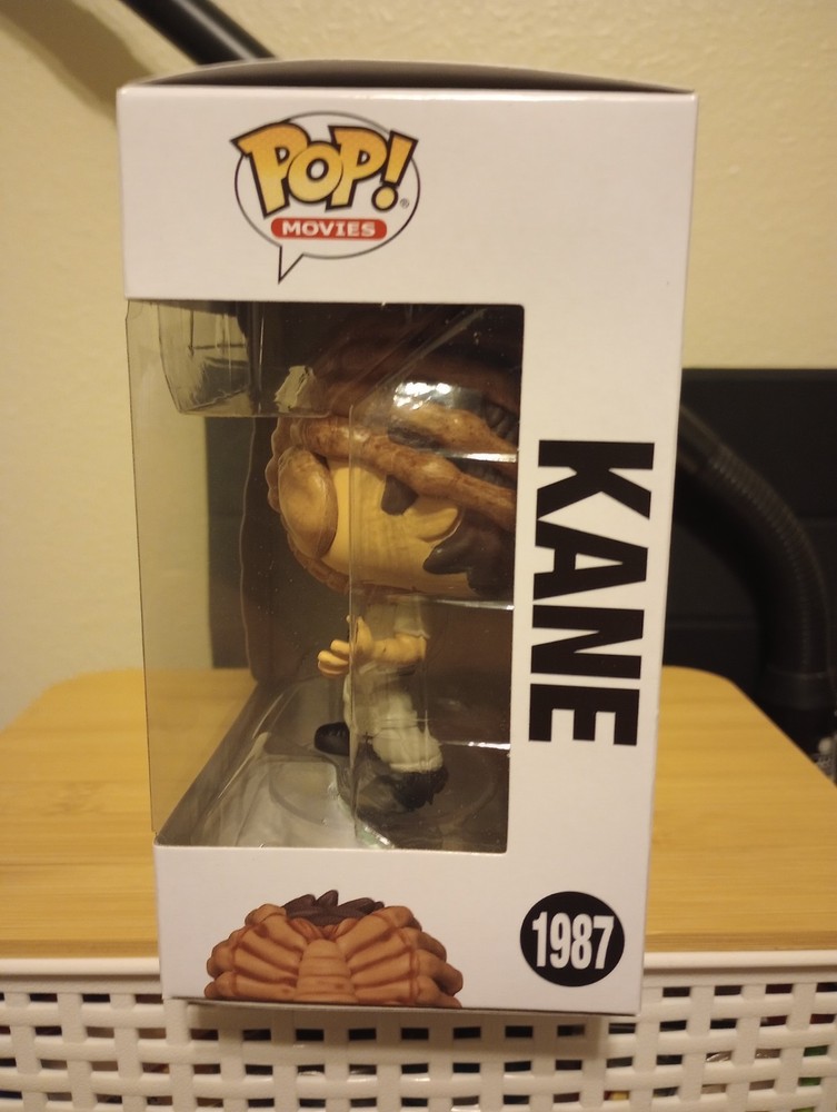 Funko Pop! Alien Kane #1987 W/Protector