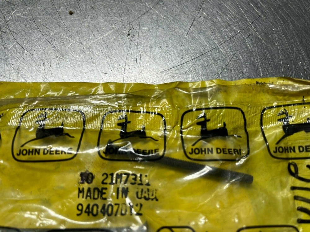 21M7311  Genuine OEM John Deere  SCREW
