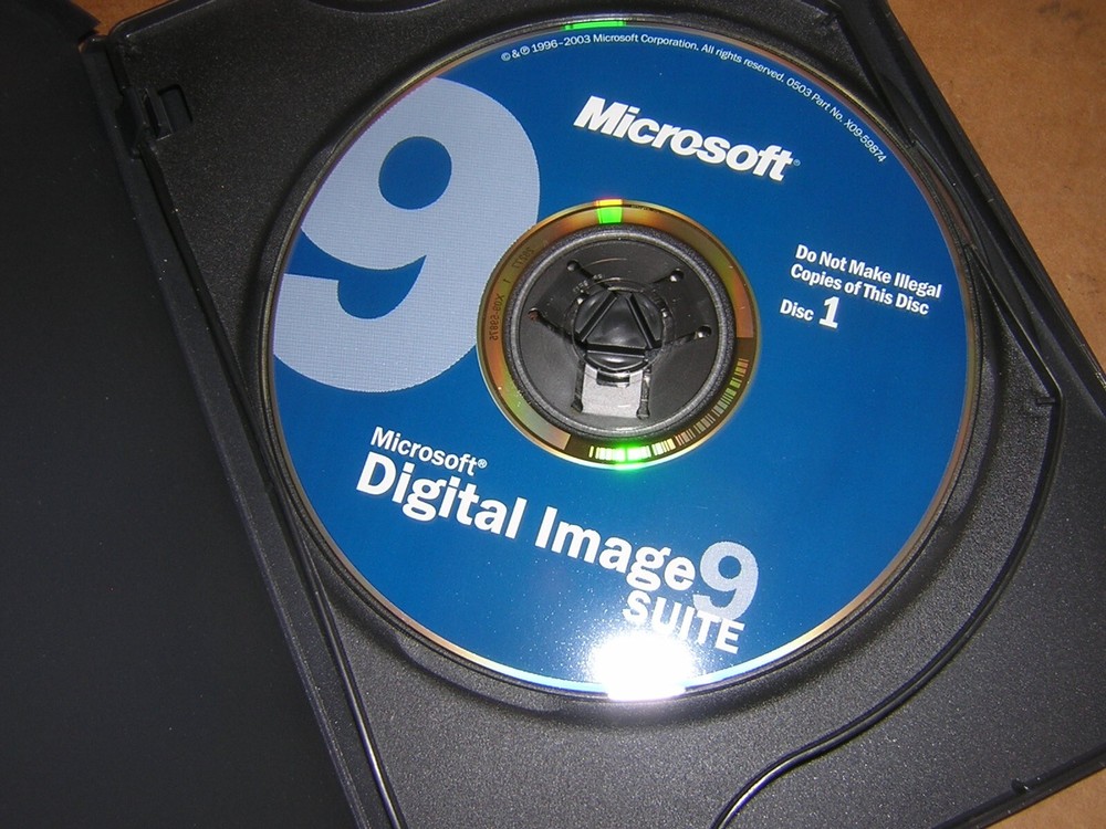 2003 Microsoft Digital Image Suite 9 2-Disc Photo Editing Software DISCS ONLY