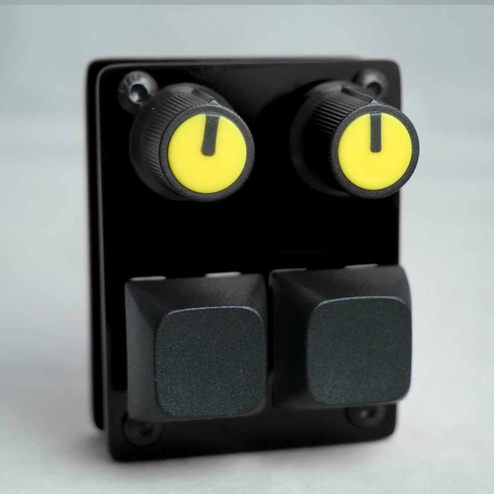 madMidiMini Compact Midi Controller with 2 Note Buttons 2 Potentiometers and LED