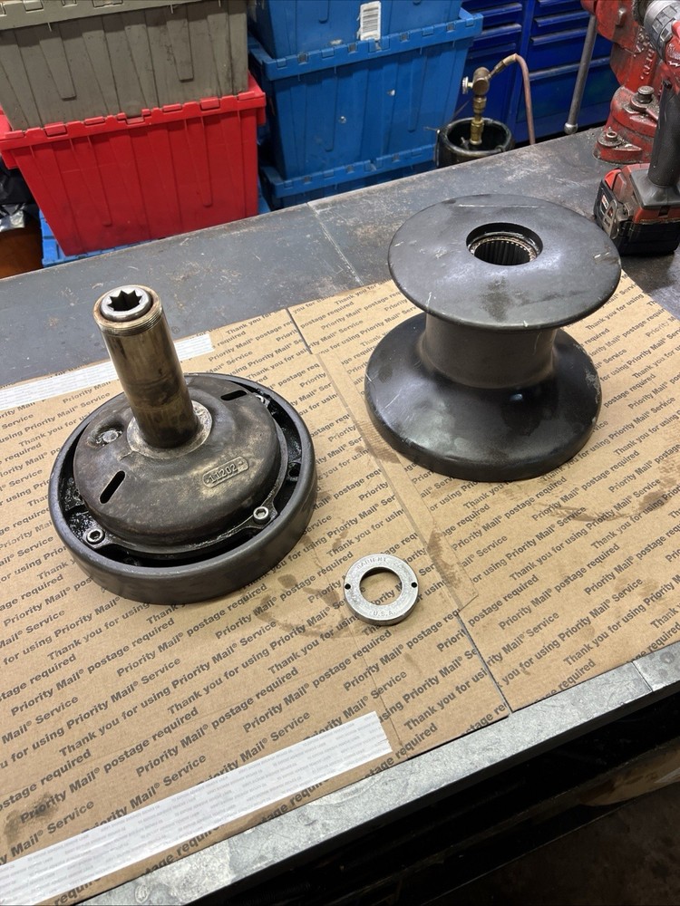 Barient 30 manual winch
