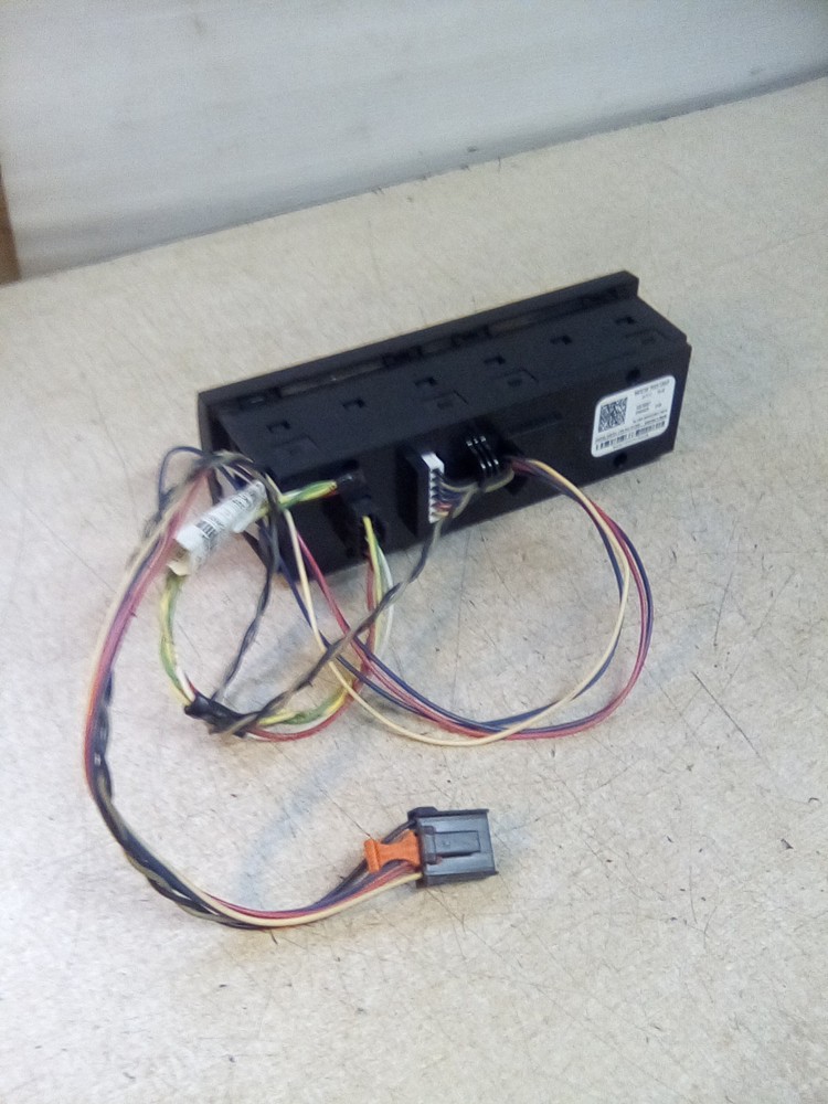 International Prostar 4057689C1 Switch Panel Dash Cluster