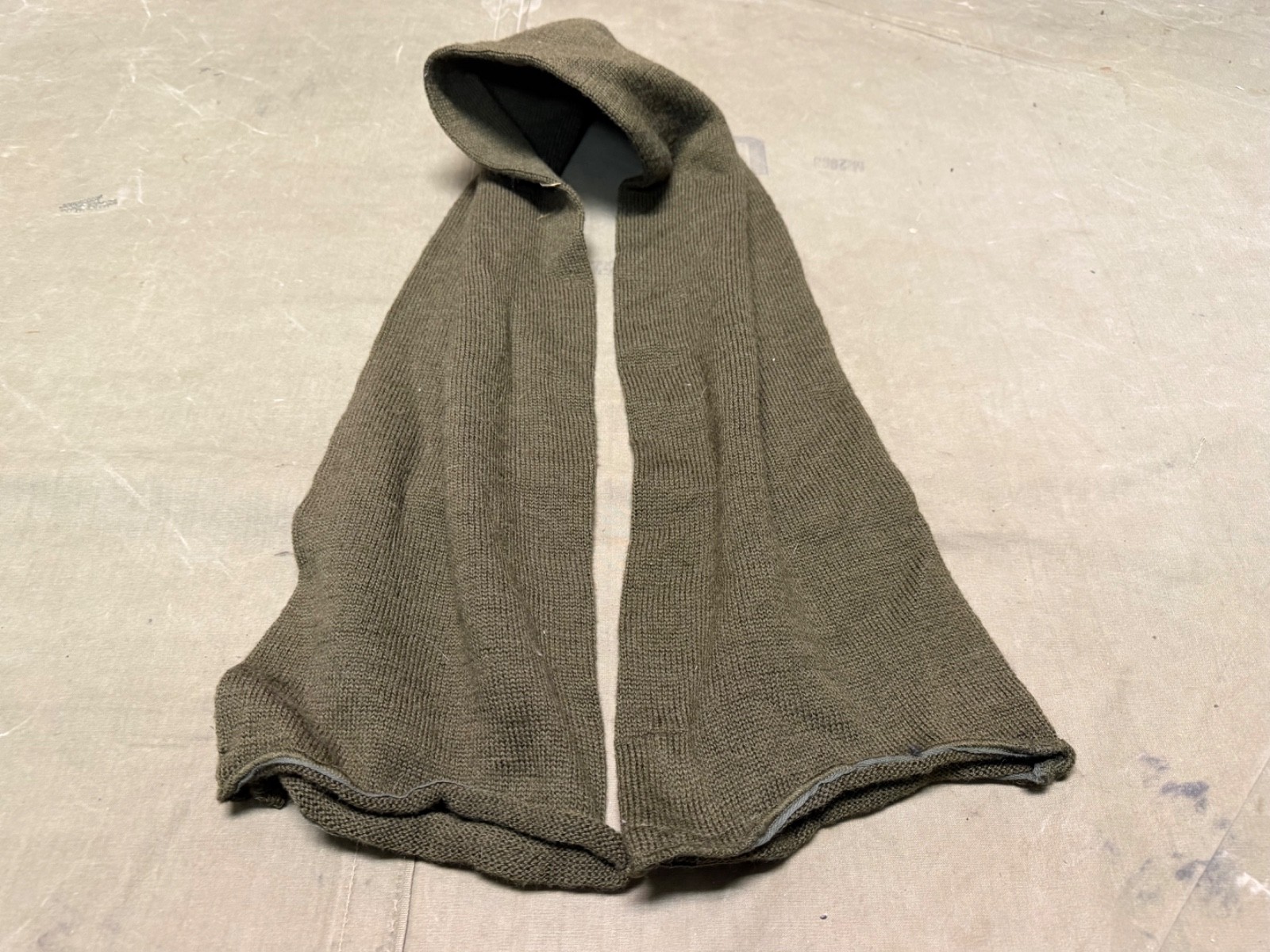 ORIGINAL WWII US ARMY INFANTRY & AIRBORNE WINTER WOOL SCARF