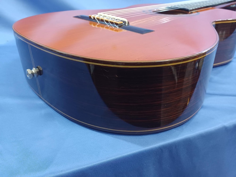 TAKAMINE NO.5 Classical Guitar-01