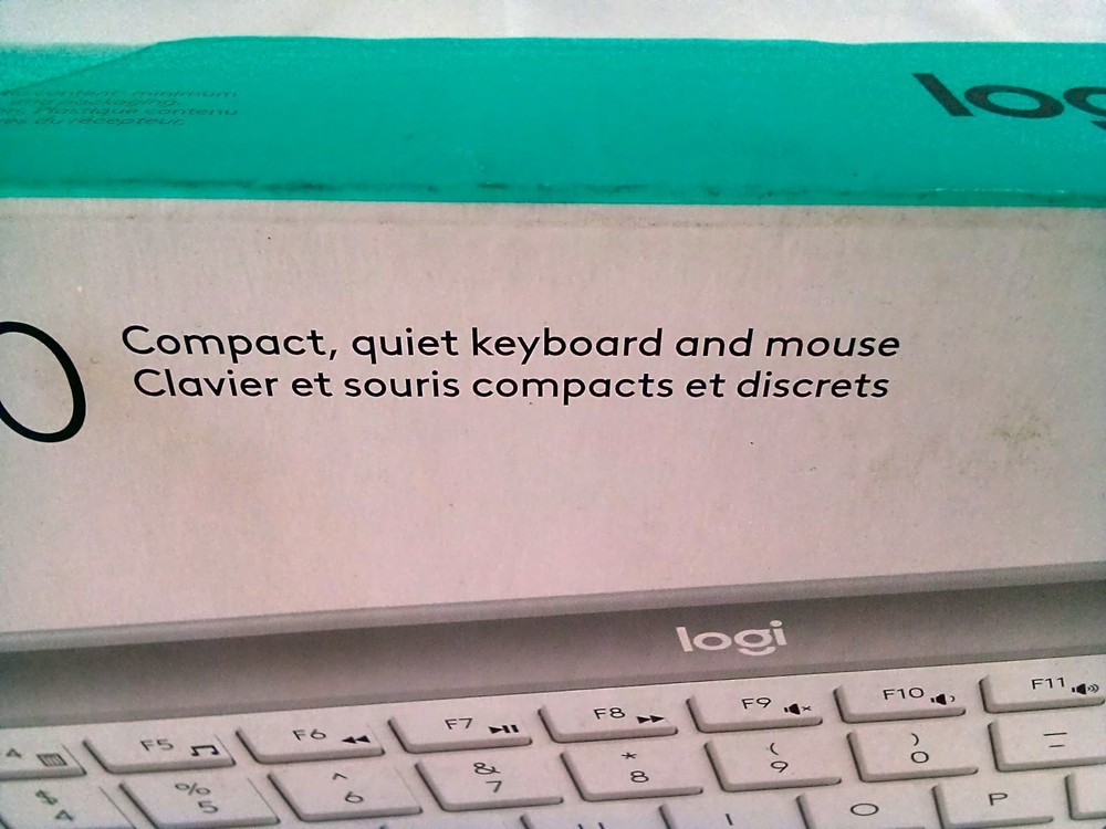 Logitech MK470 Keyboard Mouse Combo