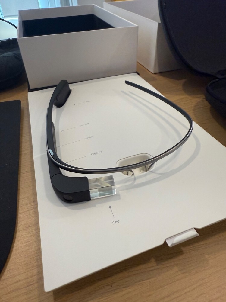 Google Glass XE-C Explorer Edition – Full Kit + Titanium Frame – Charcoal