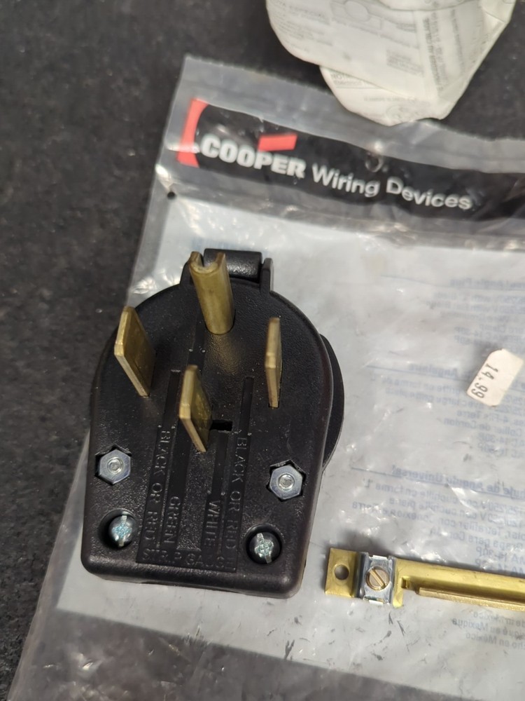 Cooper S21 Universal Angel Plug NEW