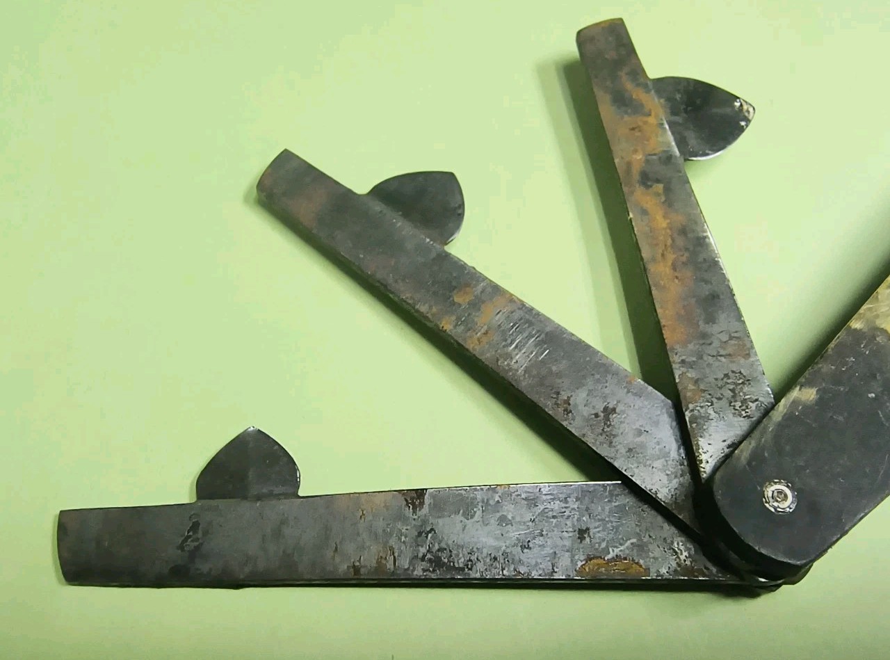 Antique Wade Wingfield & Rowbotham 3 Blade Blood Letting Fleam Bleeder Tool