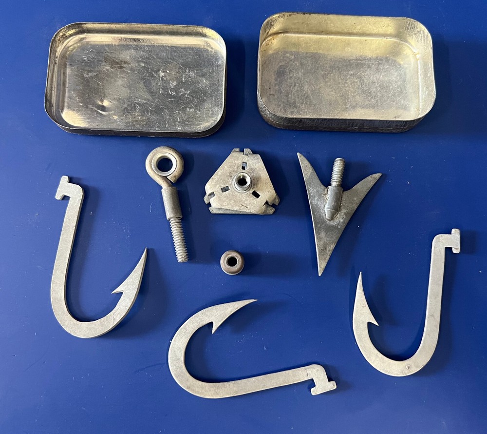 USAAF TYPE C-1 SURVIVAL VEST SPIT & GAFF SET