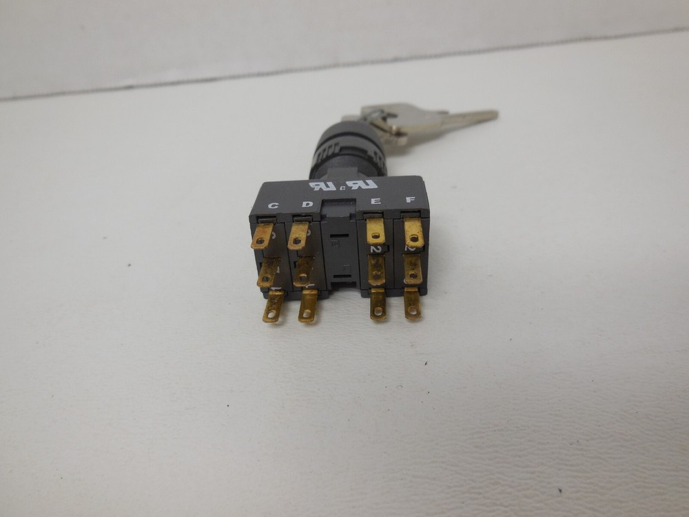 Mouser 4-Pole 2-Position Key Switch Spring Return - NEW
