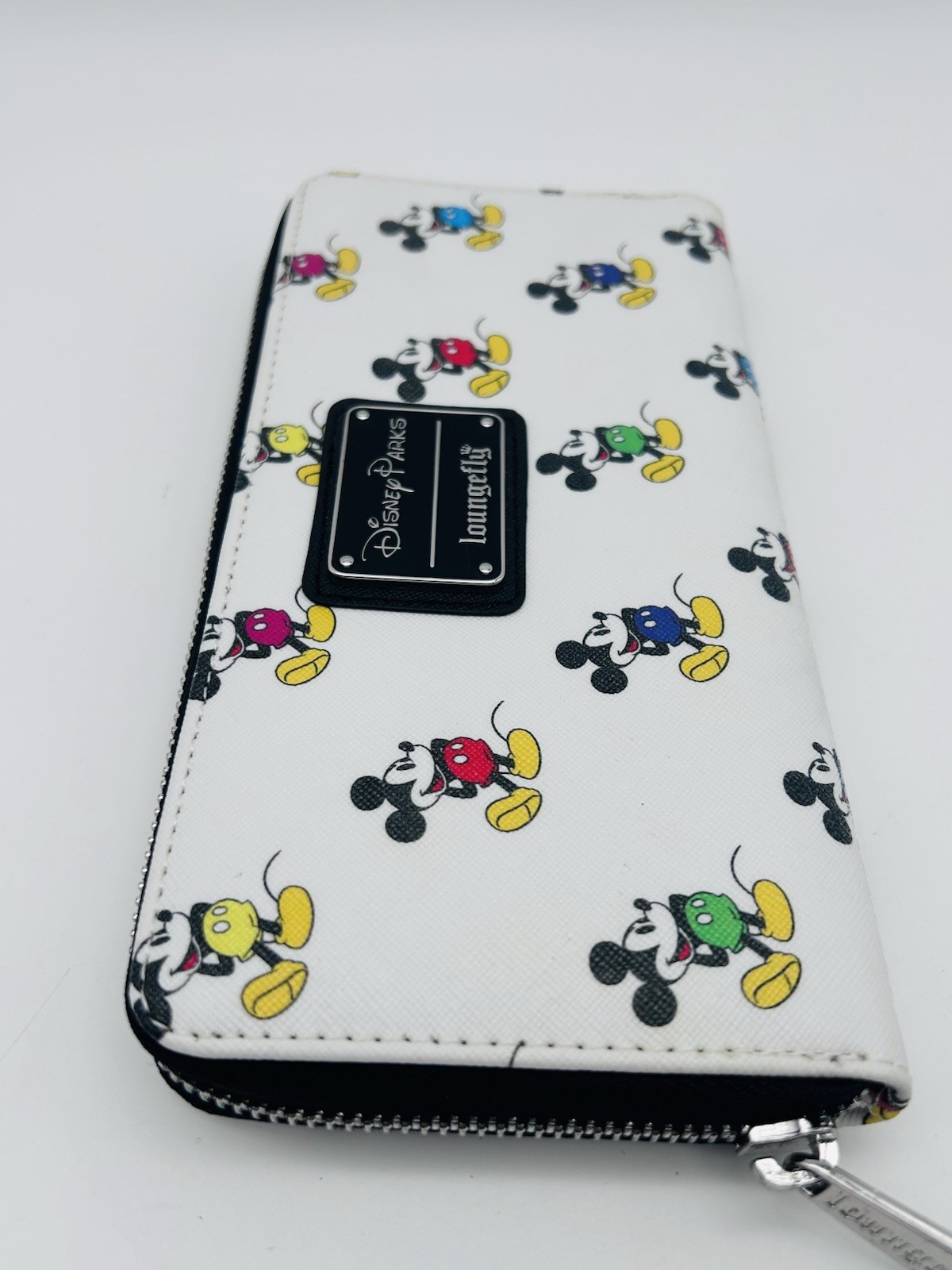 Disney Parks Loungefly Womens Wallet Mickey Mouse All Over Print Zip Around
