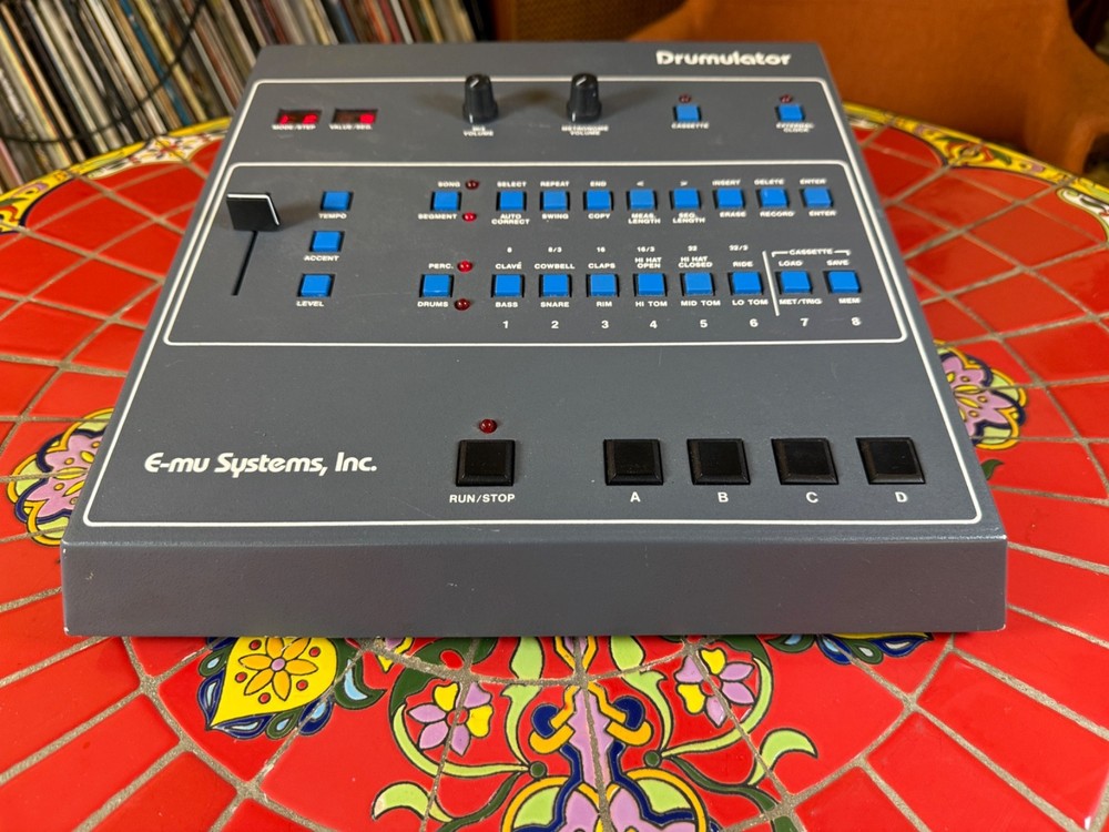 E-MU Systems Drumulator 8-Voice Drum Sampler 1983