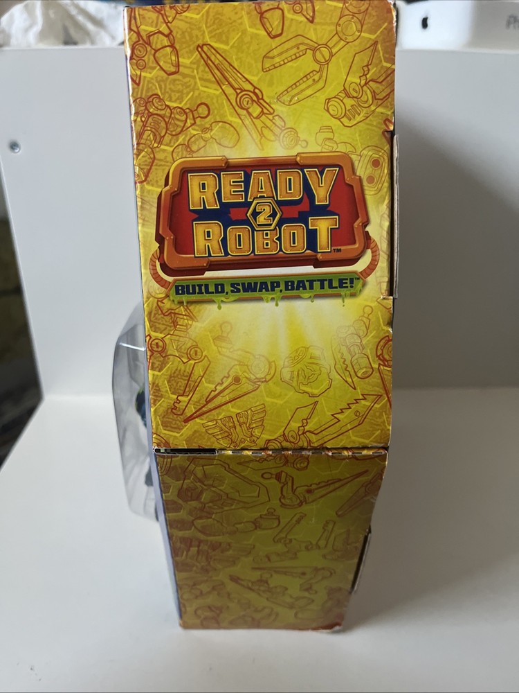 Ready2Robot Series 1 Bot Blasters & NEW/SEALED BOX DAMAGED