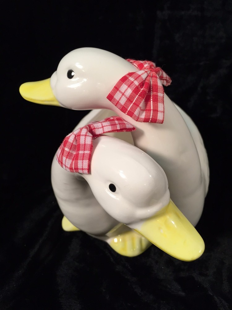 Liveables Ceramic Geese Planter