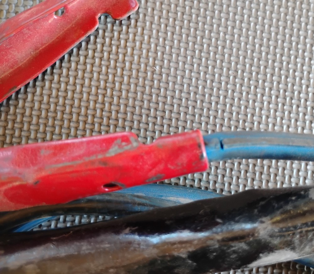 jumper cables