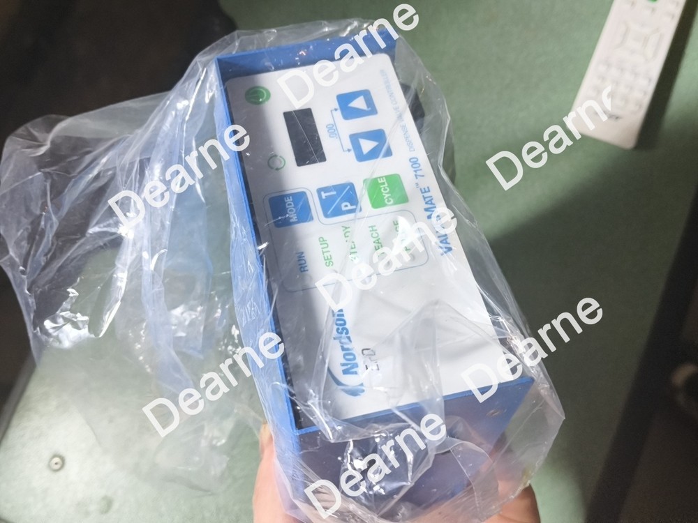 NORDSON EFD ValveMate7100 dispensing controller