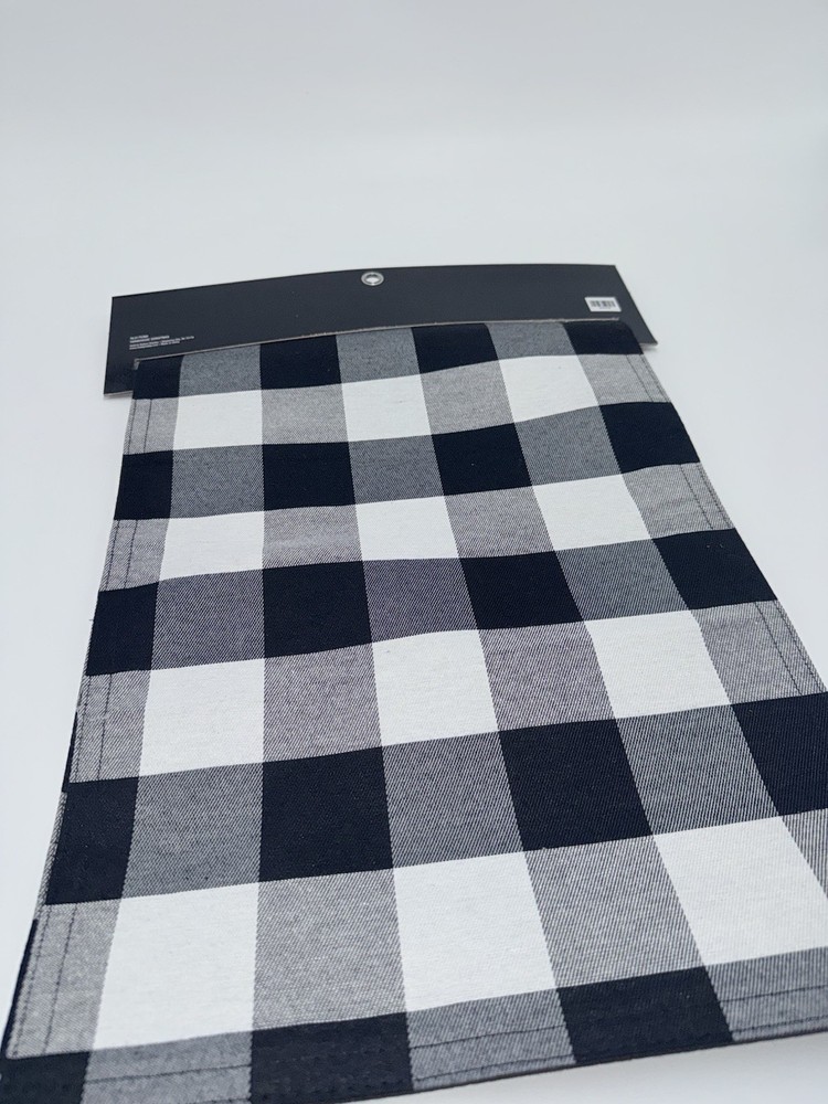 Robert Stanley Table Runner 70 x 13in Tableware
