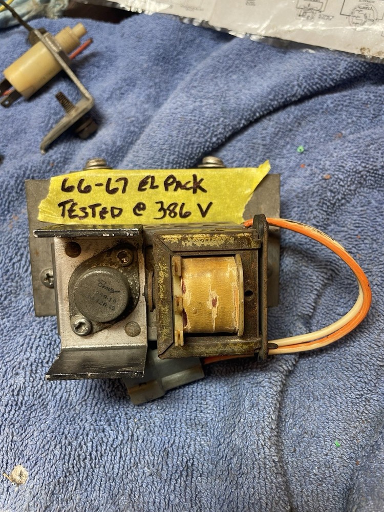 66-67 Charger EL Electronics Pack