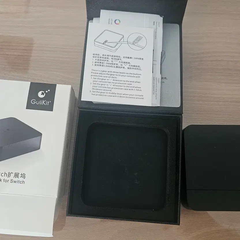 Gullikit Portable Mini Dock & Bluetooth Transceiver for Switch