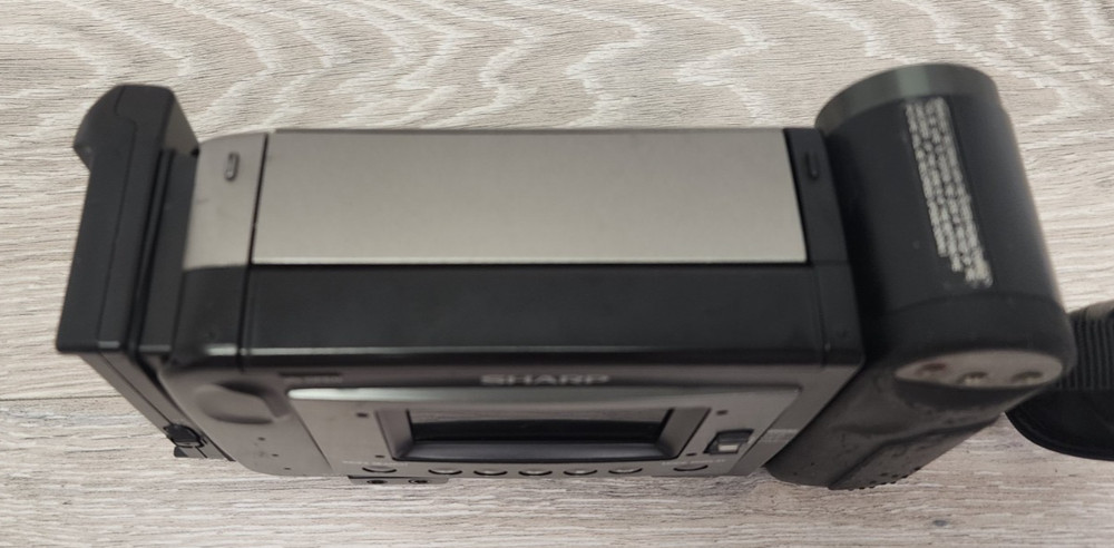 Sharp 8 Viewcam VL-E30 VL-E30U 8mm Video Camera AS IS UNTESTED READ!