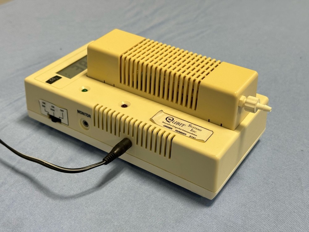 PP Systems WMA-4 CO2 Analyzer & Qubit Systems CO2 Analyzer 0-2000ppm S151