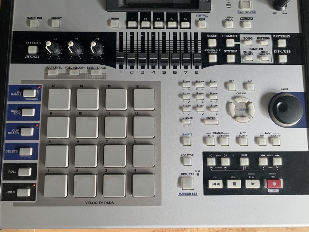 roland mv 8800